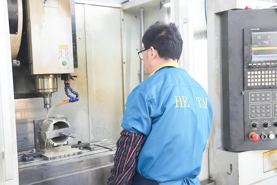 مركز الآلات